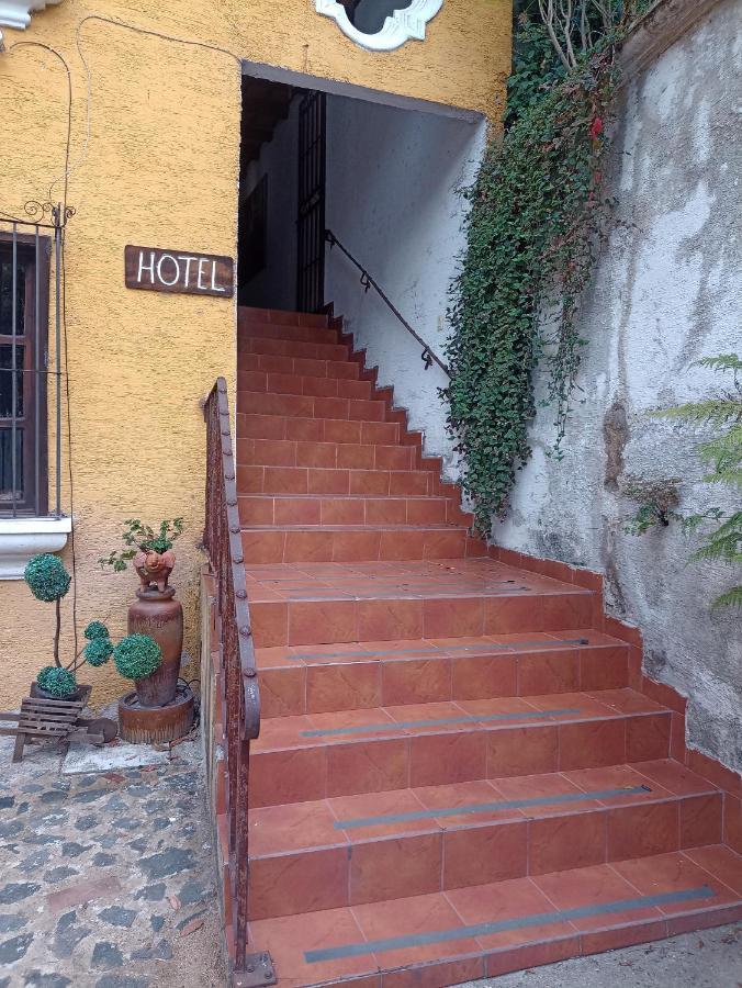 Hotel El Mirador Anexo 1 Santa Lucia Milpas Altas Exterior photo